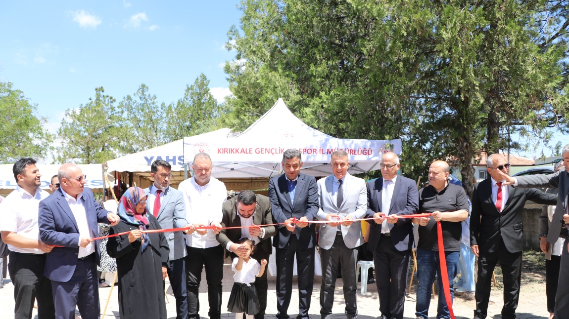 Hayat Boyu Öğrenme Haftası Kapsamında Yıl Sonu Sergimizi Gerçekleştirdik